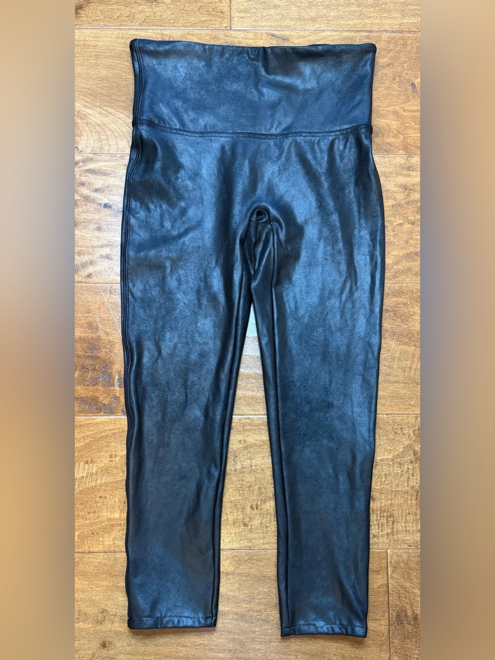 SPANX Faux Leather High Rise Capri Leggings Black Size Large